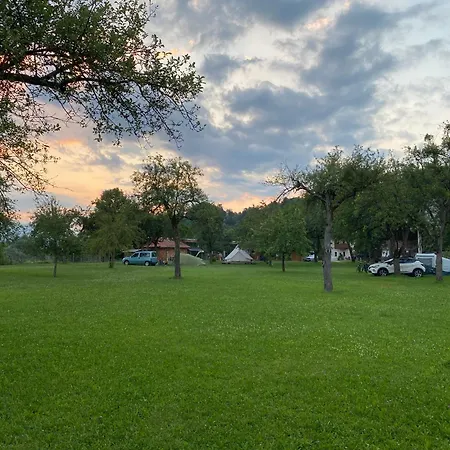 3 Rivers Pitches - Bring Your Own Tent Or Camper & Glamping Hut, Tent 营地