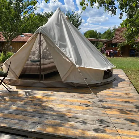 3 Rivers Pitches - Bring Your Own Tent Or Camper & Glamping Hut, Tent