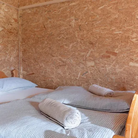 Camping 3 Rivers Pitches - Bring Your Own Tent Or Camper & Glamping Hut, Tent *